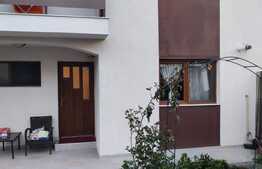 Duplex mobilat si utilat, 112 mp, 250 mp teren, zona Tauti