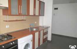 De vanzare 2 camere, 55 mp utili, decomandat, zona strazii Eroilor!