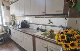 Apartament 3 camere, 70 mp, decomandat, etaj intermediar, zona Fabricii