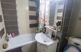 Apartament 3 camere, 70 mp, decomandat, etaj intermediar, zona Fabricii