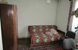 Vanzare apartament 3 camere, 62 mp, etaj intermediar, zona centrala