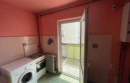 Garsoniera de 33 mp, etaj intermediar, zona Calea Floresti