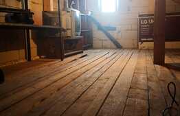 Casa 2 camere, 80 mp, 300 mp teren, Dambul Rotund