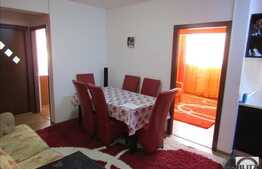 Vanzare 3 camere, 50 mp, 2 balcoane, zona strazii Florilor!