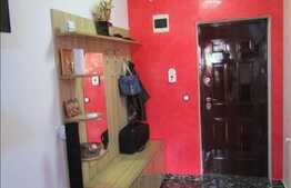 Vanzare 3 camere, 50 mp, 2 balcoane, zona strazii Florilor!