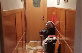 Apartament 3 camere, 88 mp, 2 bai, zona Piata Tractorul