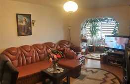 Apartament 3 camere, 88 mp, 2 bai, zona Piata Tractorul