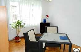 De vanzare 2 camere, 46 mp, loc de parcare in curte, zona Facultatii de Litere