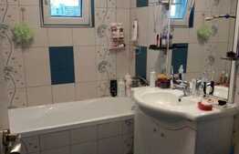 Apartament de 3 camere, decomandat, etaj intermediar, zona Fabricii