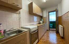 Apartament de 3 camere, decomandat, 74 mp, zona strazii Parang