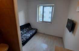 Cameră de cămin, 12 mp, etaj intermediar, bucătărie și baie proprie, zona Astra