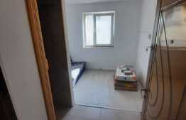 Cameră de cămin, 12 mp, etaj intermediar, bucătărie și baie proprie, zona Astra