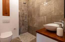 Penthouse superb, 120 mp, terasa de 83 mp, garaj, zona Buna Ziua