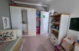 Apartament luminos, 3 camere, 53 mp, terasa, zona Romul Ladea