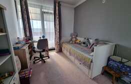 Apartament luminos, 3 camere, 53 mp, terasa, zona Romul Ladea