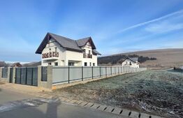 Casa individuala, 120 mp, 550 teren, doua fronturi, Gilau 