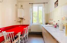 Apartament 2 camere, 88 mp, decomandat, parcare, zona Centrala