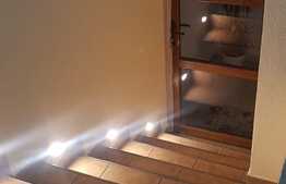 Casa 4 camere, 180 mp utili, teren 444 mp, Bartolomeu