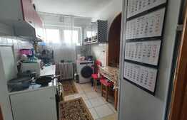 Apartament 3 camere, 68 mp, balcon, Piața Flora