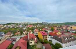 Apartament 3 camere, 65 mp, etaj intermediar, zona Big