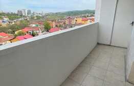 Apartament 3 camere, 65 mp, etaj intermediar, zona Big