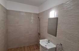 Apartament 2 camere, 40 mp, balcon, parcare, zona Terra