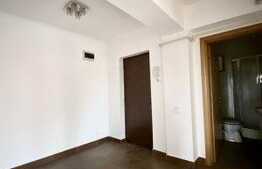 Apartament 2 camere, decomandat, etaj intermediar, zona Centrala