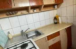 Garsoniera 21 mp, etaj intermediar, parcare, zona Calea Baciului