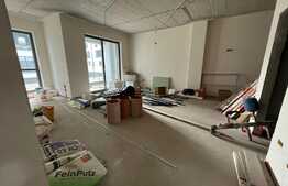 Spatiu comercial, 150 mp, imobil nou, zona Vivo