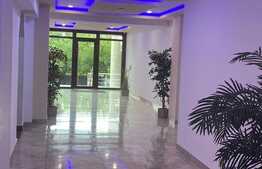 Apartament de 3 camere, stil luxuriant, 99 mp, terasă 12 mp, Tractorul