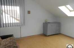 Mansarda cu 2 camere, decomandata, 65 mp! Zona strazii Eroilor!