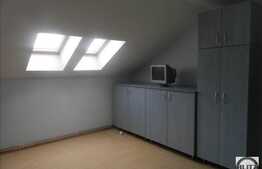 Mansarda cu 2 camere, decomandata, 65 mp! Zona strazii Eroilor!