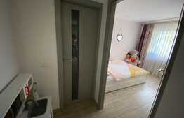 Apartament de 3 camere, 70mp, Zona Tractorul 