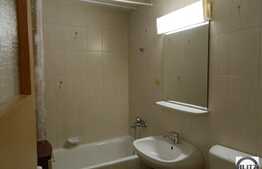 Vanzare apartament 2 camere, decomandat, 49 mp utili, zona Bucegi