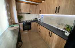 Apartament de 3 camere, la casa de 110mp