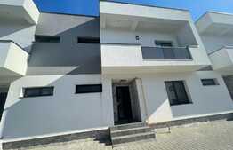 Triplex premium de vanzare , 120 mp, mobilat, totul nou, zona Tauti 