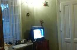 Vanzare apartament 6 camere, 142 mp, cu gradina 220 mp, garaj si loc parcare!