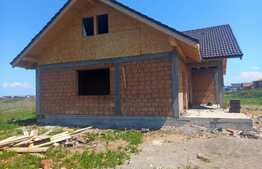 Casa pe plan parter semifinisata, 4 camere, 125mp utili, 500mp teren, cartier Izvor