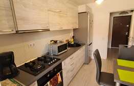 Apartament la cheie, 2 camere, decomandat, parcare, zona Florilor