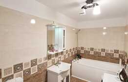 Apartament la cheie, 2 camere, decomandat, parcare, zona Florilor