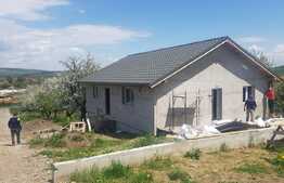 Casa Individuala, 3 camere, 120 mp, plan parter, in Bod