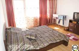 Inchiriere 4 camere, decomandat 100 mp utli! Zona strazii Scortarilor!