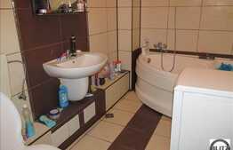 Apartament 1 camera decomandata, 38 mp utili, imobil nou, balcon si loc parcare!