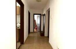 Apartament 2 camere, decomandat, balcon,  Baciu