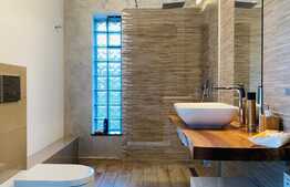 Casa individuala unica, 250 mp, curte privata, parcare, zona Hermes