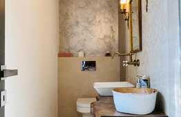 Casa individuala unica, 250 mp, curte privata, parcare, zona Hermes