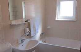 2 camere, 52 mp, decomandat, A.C.,  prima inchiriere, zona strazii Buna Ziua