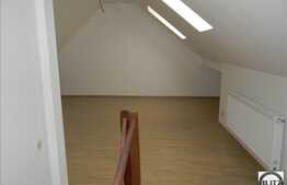 De vanzare, 3 camere semidecomandate, 90 mp plus 2 balcoane, zona Campului