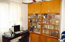 Apartament 4 camere decomandate, 80 mp utili, 2 locuri parcare si boxa!