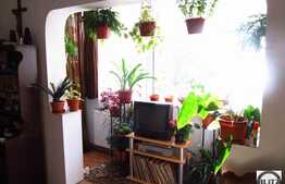 Apartament 4 camere decomandate, 80 mp utili, 2 locuri parcare si boxa!